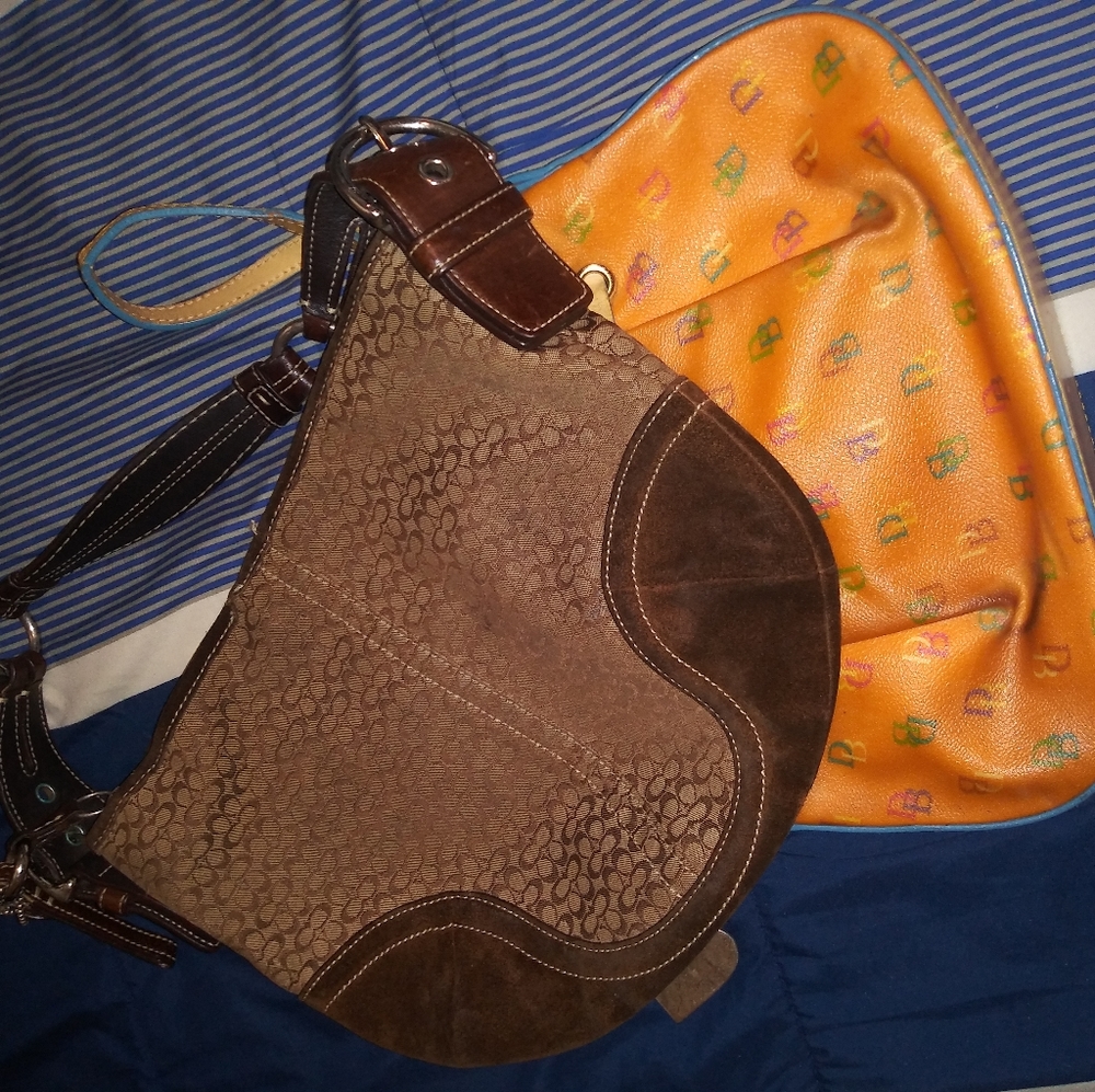🎊🎉BUNDLE OF 2-- SHOULDER BAG DESIGNER PURSES🎉🎊